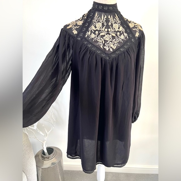River Island Dresses & Skirts - River Island black embroidered smock mini dress festival boho hippy Ibiza sz 8